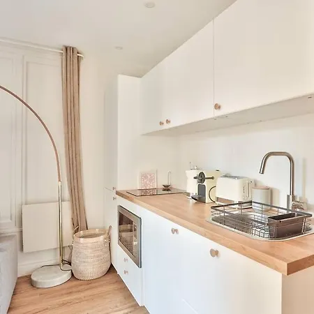 Cozy And Practical In 10th Arr - Daire *