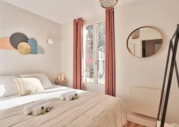 Cozy Center For 3 Апартаменты Париж